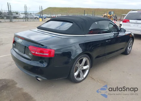 2011 Audi A5 Premium Plus z USA, uszkodzony, nr VIN WAUJFAFH3BN021143